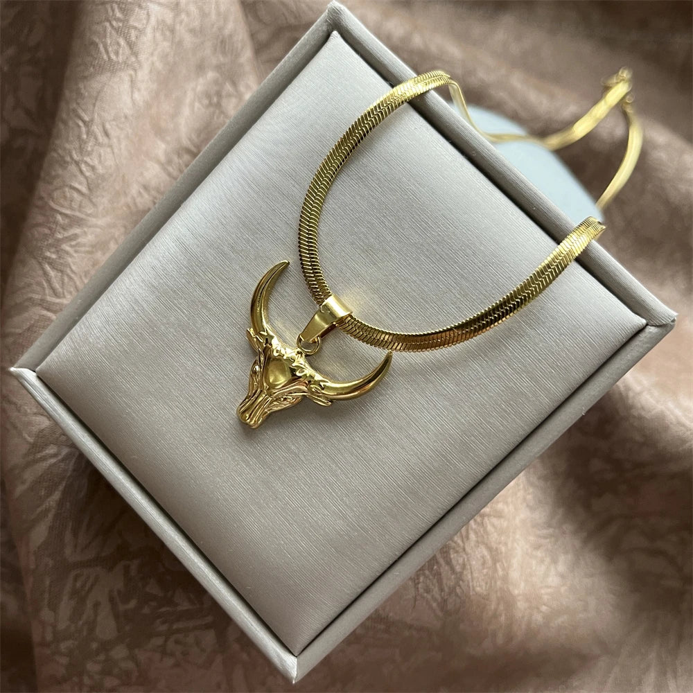 gold bull necklace