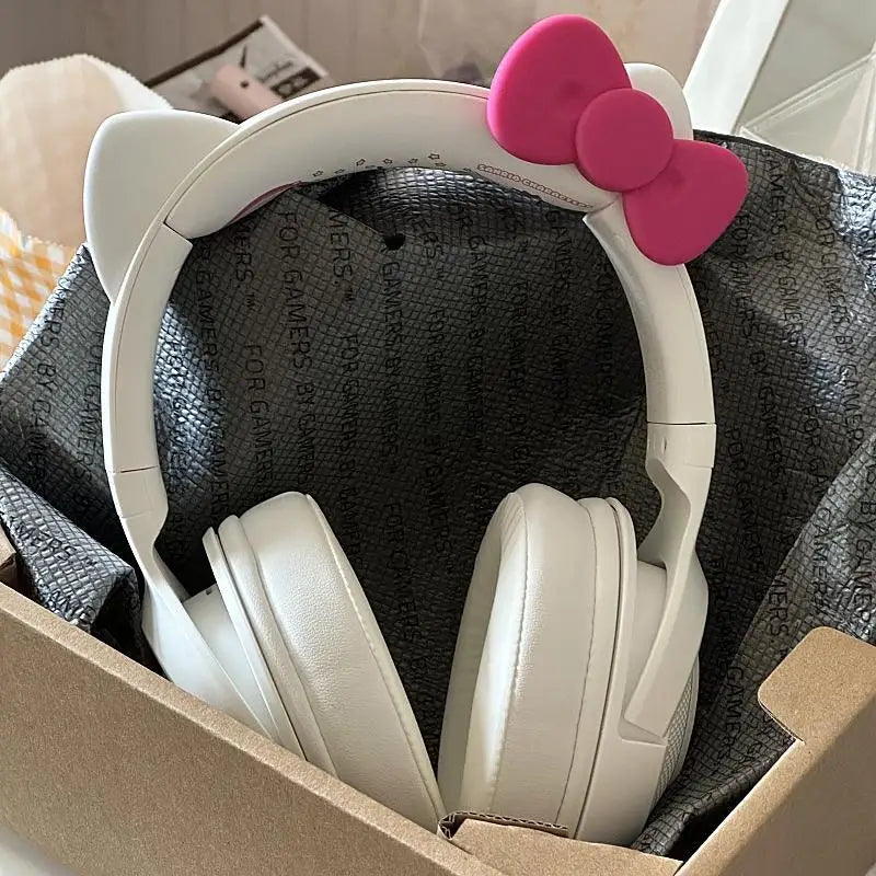 razer sanrio hello kitty limited edition headphones